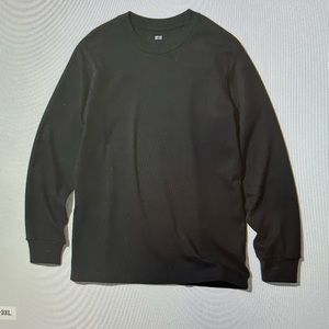 uniqlo crew neck long sleeve shirt new